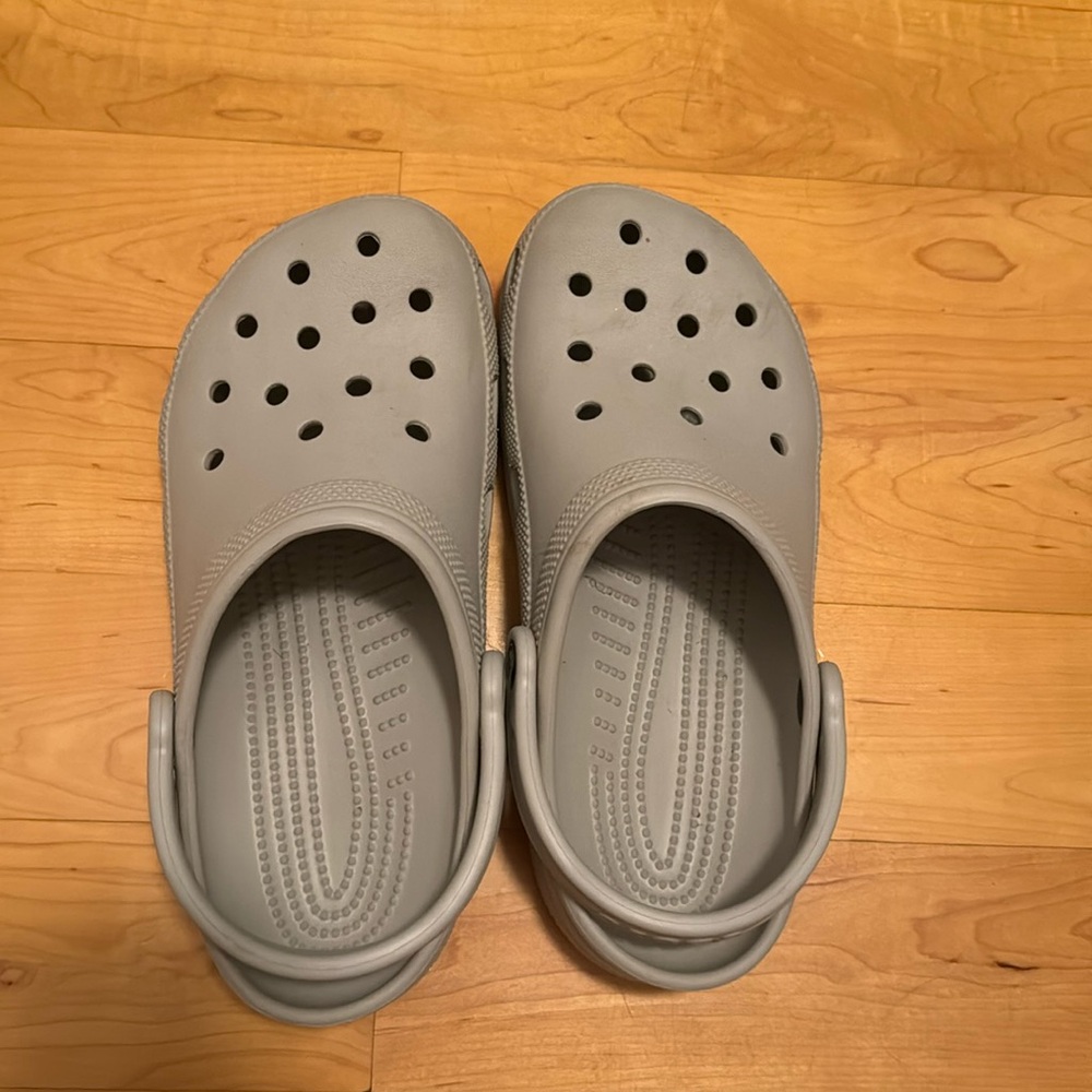 grey crocs